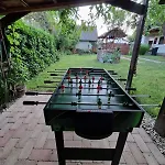 Muemlek Paraszthaz *